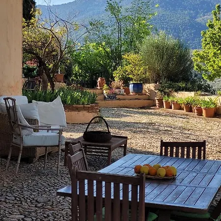Frühstückspension Cortijo El Pino Retreat Albuñuelas